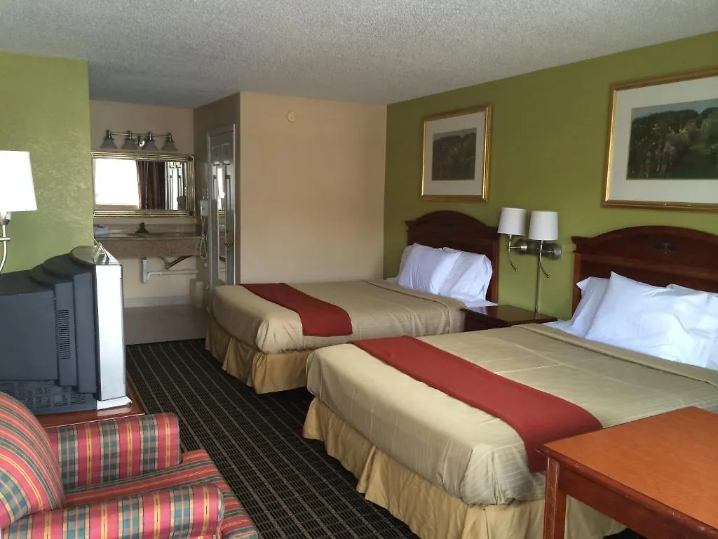Newport News Inn